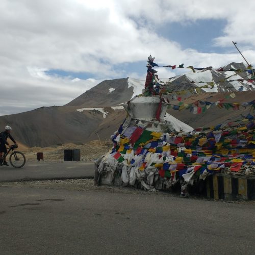 #ladakh#adventure #indicafila #manali #leh #highway #cyclist